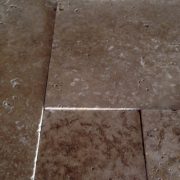 proton_marble_noche_travertine (13)